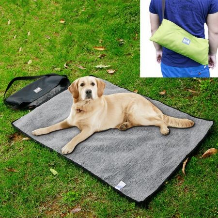 Multi-function Portable Folding Outdoor Pet Blanket 