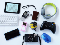 2025 Electronics Buying Guide | 10 Top Picks on Mobile Phones Smartwatches Cameras Gaming Accessories