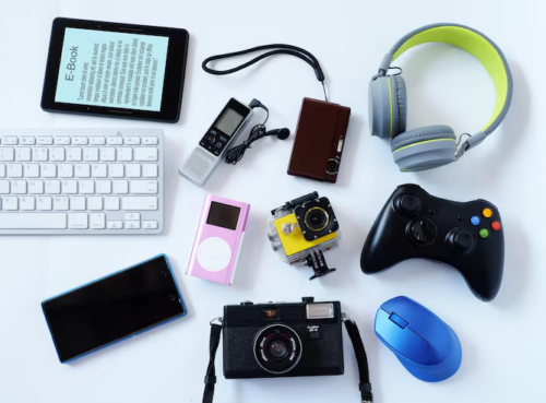 2025 Electronics Buying Guide | 10 Top Picks on Mobile Phones Smartwatches Cameras Gaming Accessories